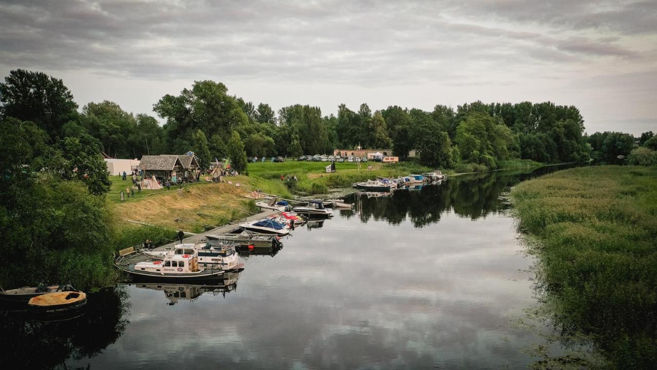 Kalurikula Fishing Village Pärnu Esterno foto