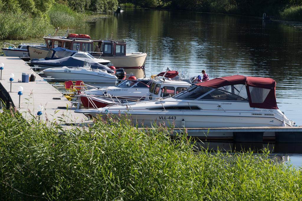 Kalurikula Fishing Village Pärnu Esterno foto